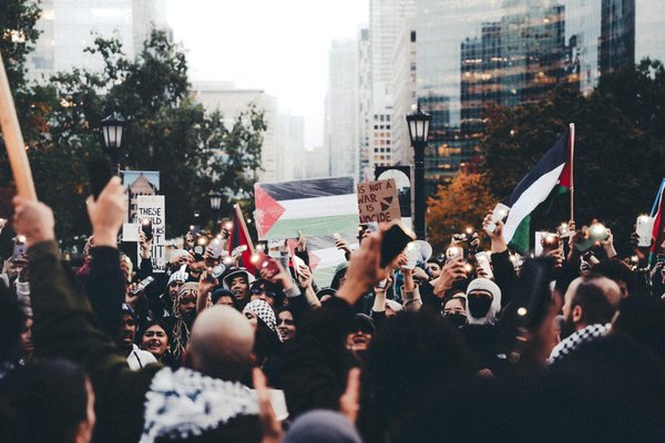 Quels sont les critères essentiels pour choisir un mentor en carrière pharmaceutique?