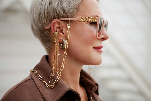 Chaines et cordons pour lunettes : alliez look et praticité