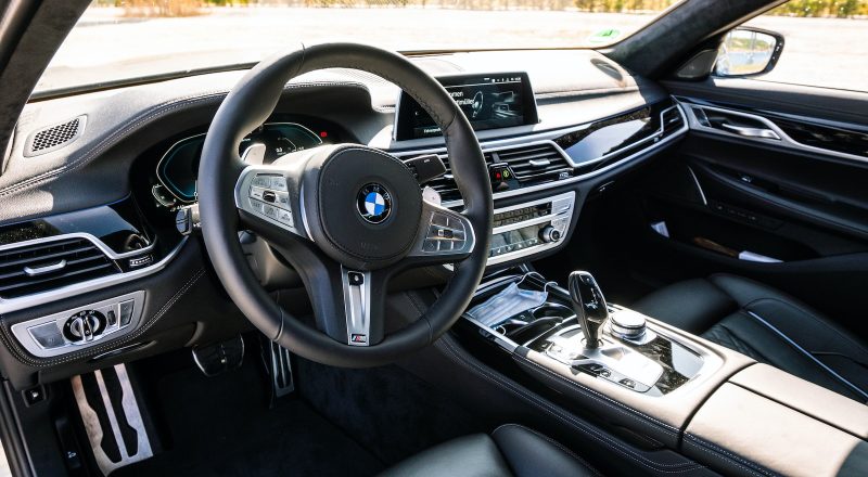 black bmw car steering wheel